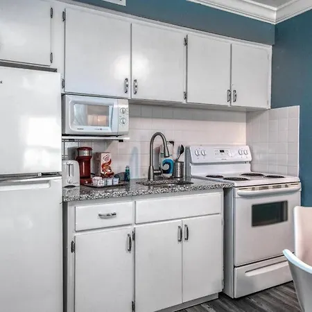 Sunset Beach Suites At Madeira Beach! Pet Friendly With Summer Breezes! - Suite 6 St. Pete Beach Extérieur photo