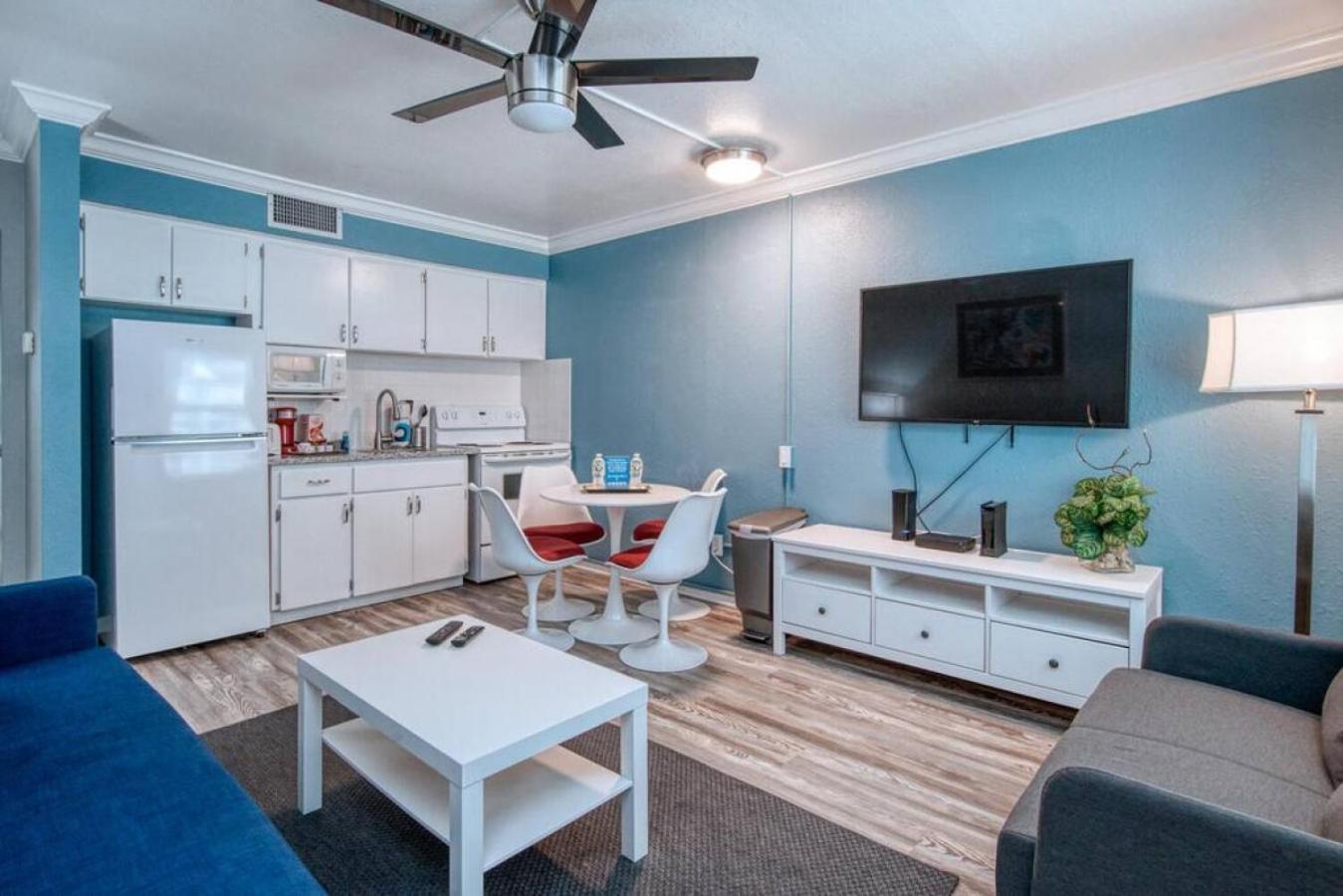 Appartement Sunset At Madeira Beach! Pet Friendly With Summer Breezes! - 6 *